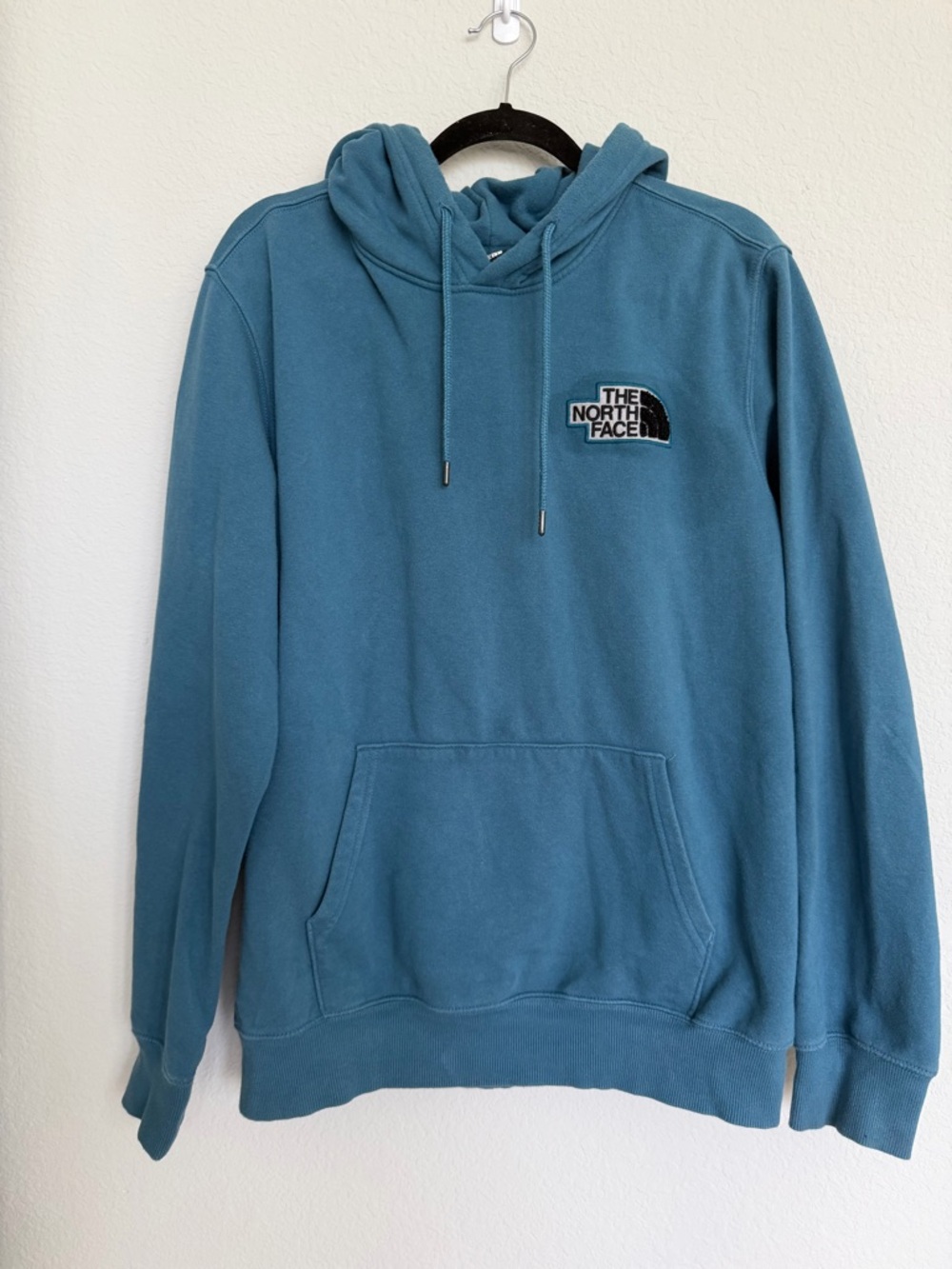Men’s The North Face Blue Patch Logo Hoodie Sweatshirt